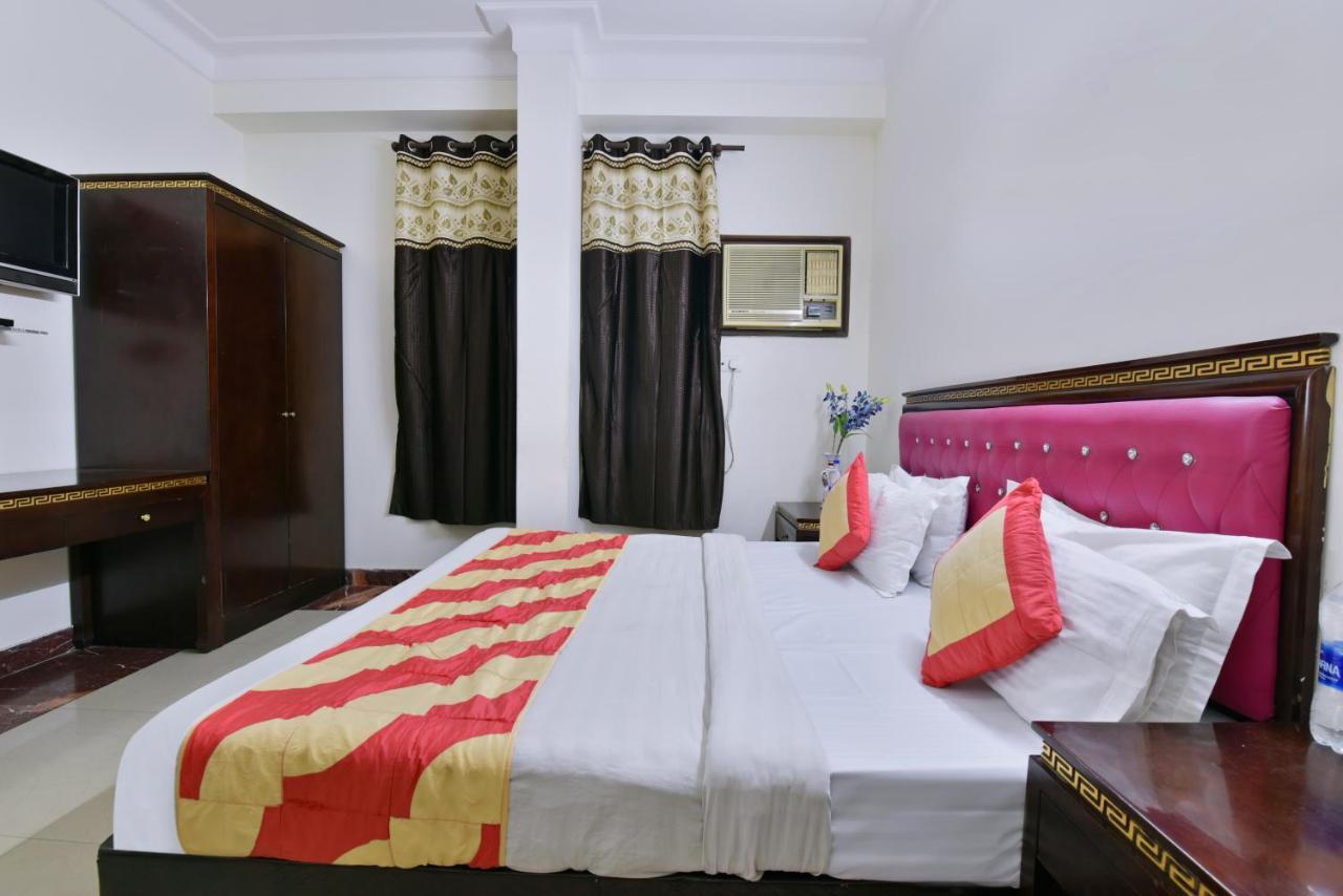 Hotel Revels By A1Rooms 新德里 外观 照片