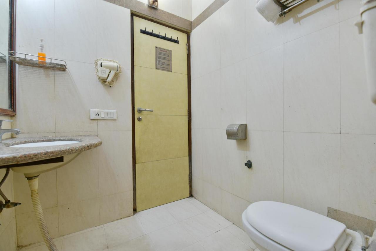 Hotel Revels By A1Rooms 新德里 外观 照片
