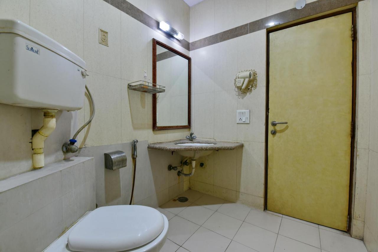Hotel Revels By A1Rooms 新德里 外观 照片
