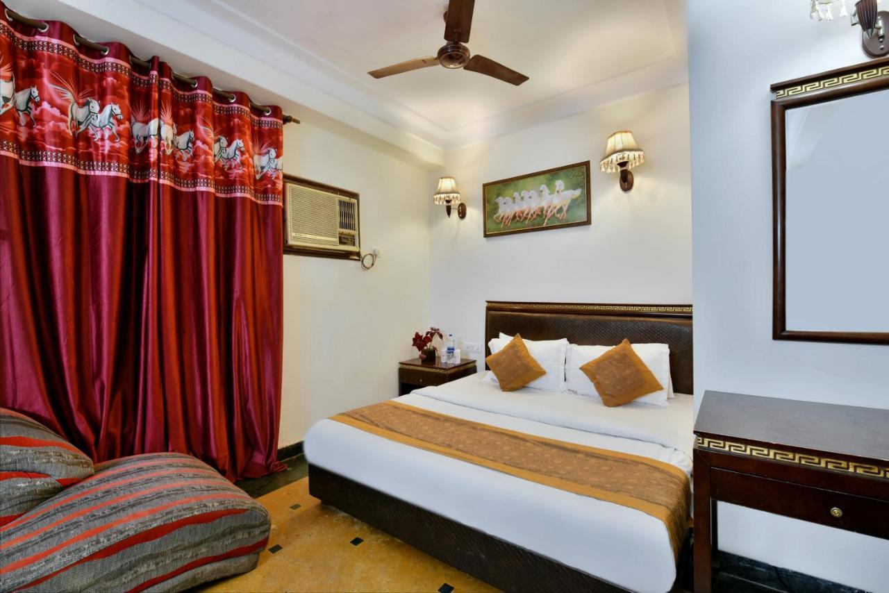 Hotel Revels By A1Rooms 新德里 外观 照片