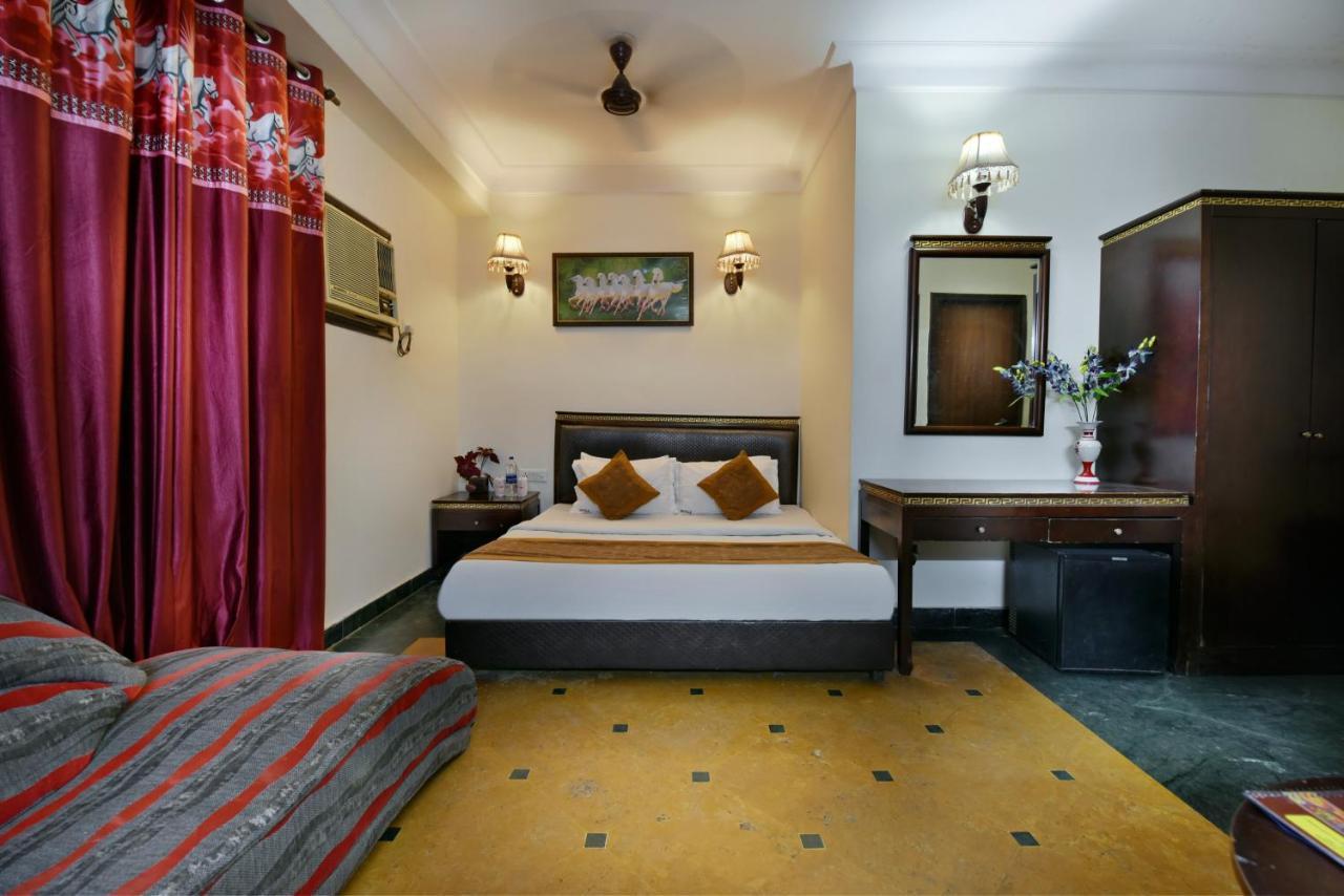 Hotel Revels By A1Rooms 新德里 外观 照片